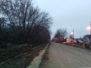 Фото строительства тротуара на Смышляевском шоссе в Зубчаниновке - ноябрь 2017 г.